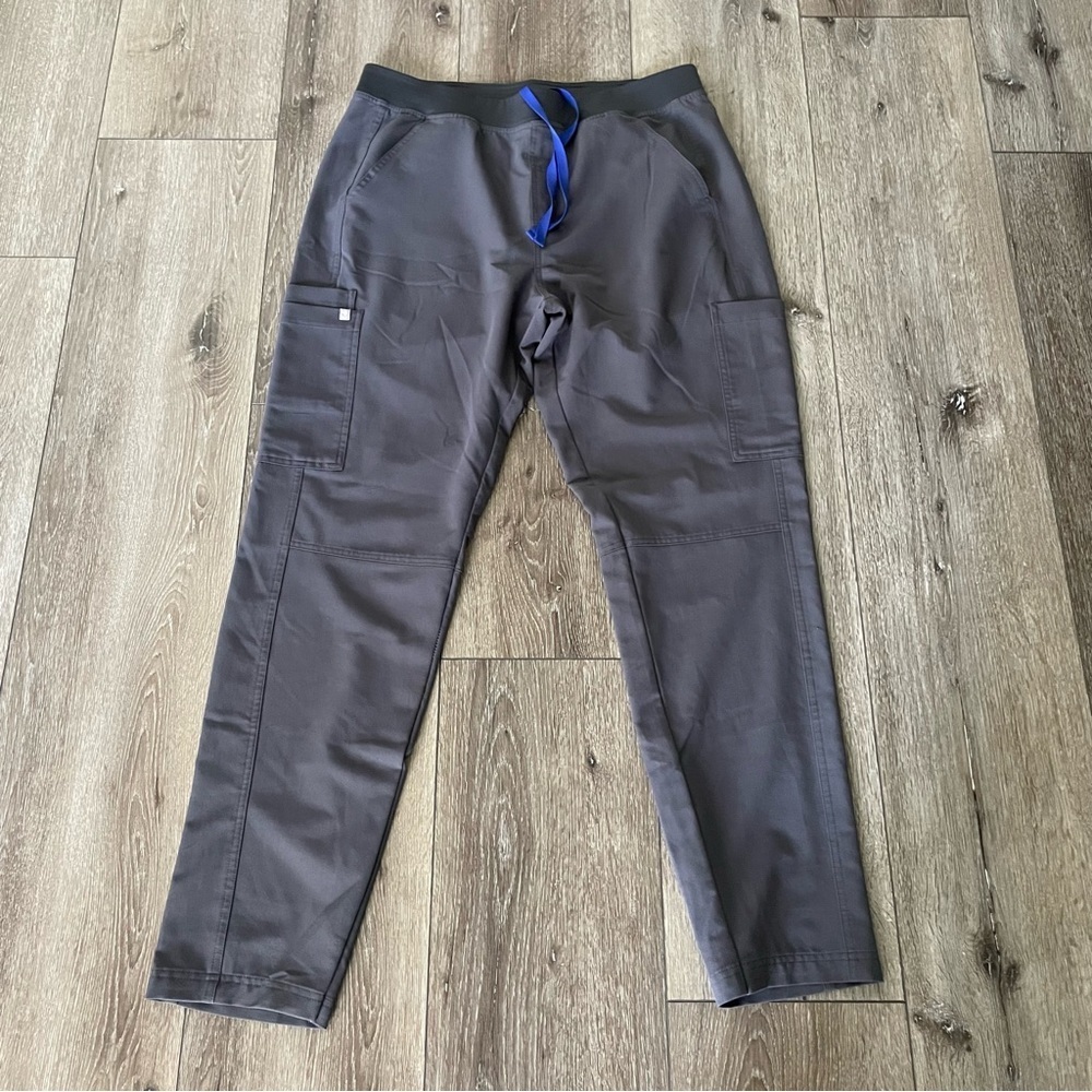 FIGS Axim Cargo Scrub Pants Technical Collection Size XL Grey